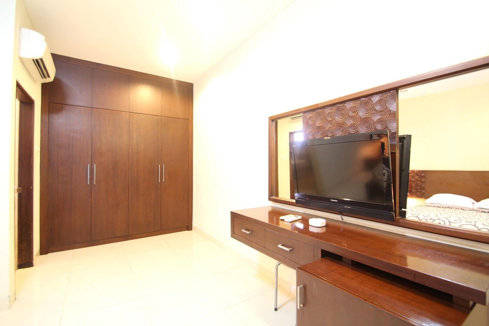 Simpang Inn Hotel Legian Kültér fotó
